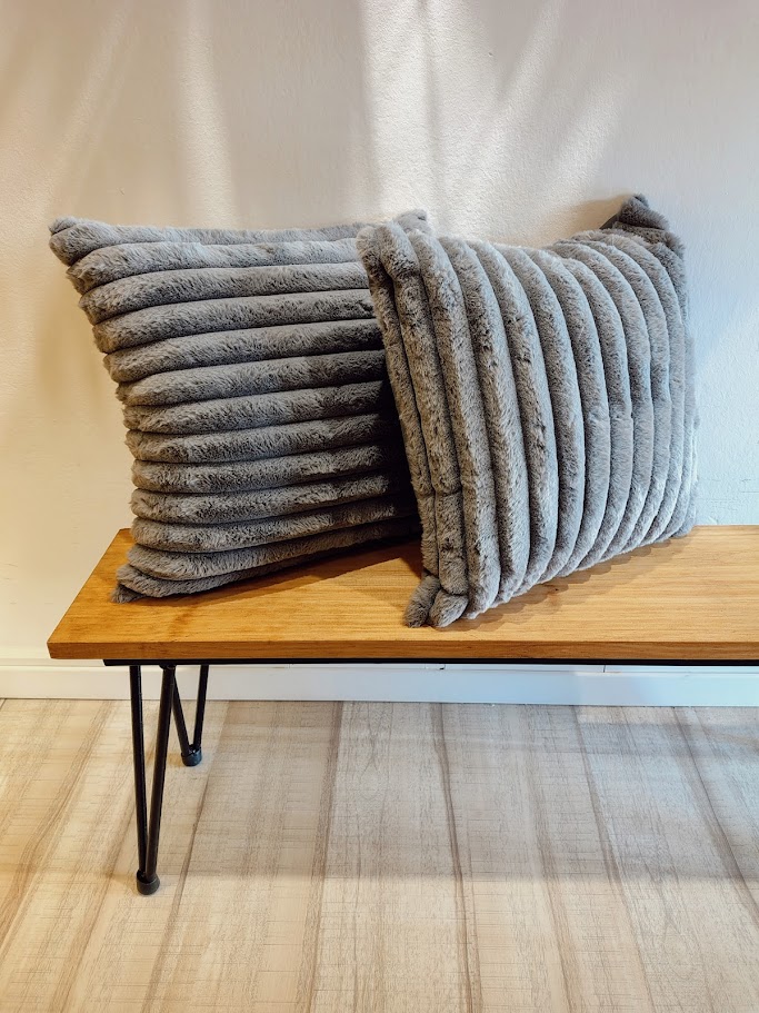 Almohadon 'Soft Line Gris'