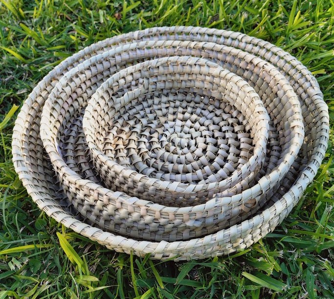 Bandeja redonda con ranuras 30x5cm - Palma Caranday