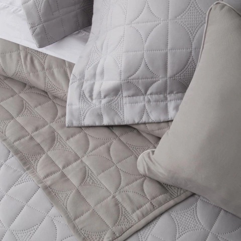 Cover 'Tokio' con fundas de almohadas y 1 almohadon, KING - Jean Cartier