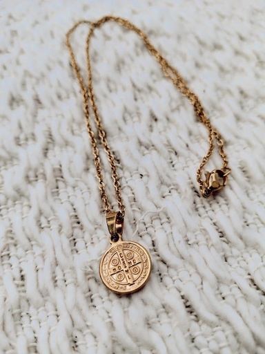 Collar San Benito chico - Acero dorado 